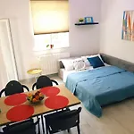 Ulika - 3 For 4 Persons Apartment Pula