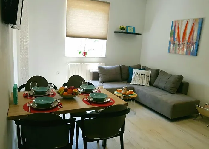 Ulika - 3 For 4 Persons *