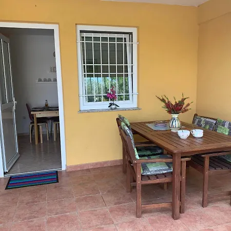 Ulika - 3 For 4 Persons Apartmán Pula
