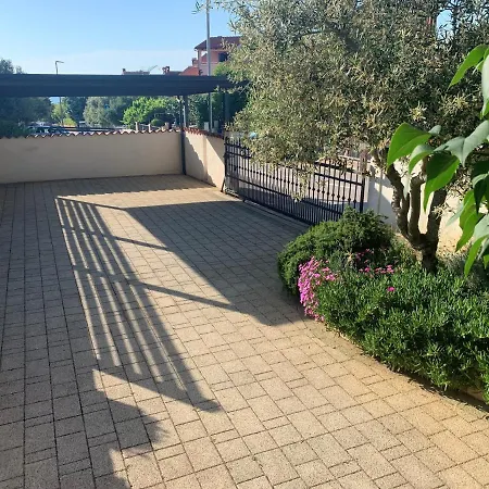 Ulika - 3 For 4 Persons Apartament Pula