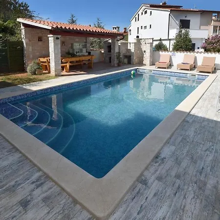 Apartmán Ulika - 3 For 4 Persons