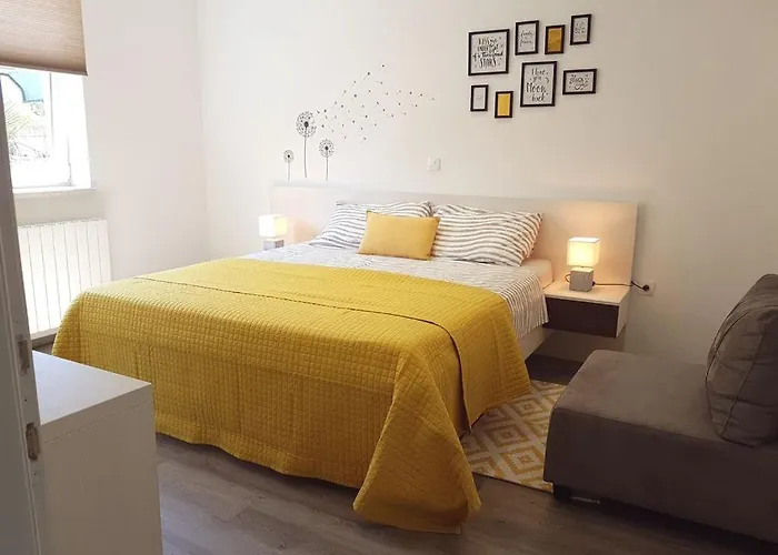 Apartment Ulika - 3 For 4 Persons Pula