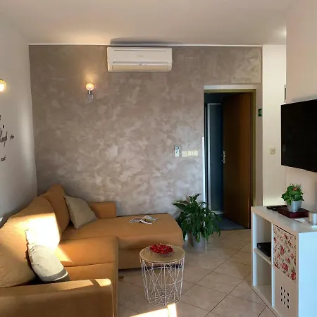 شقة Ulika - 3 For 4 Persons بولا